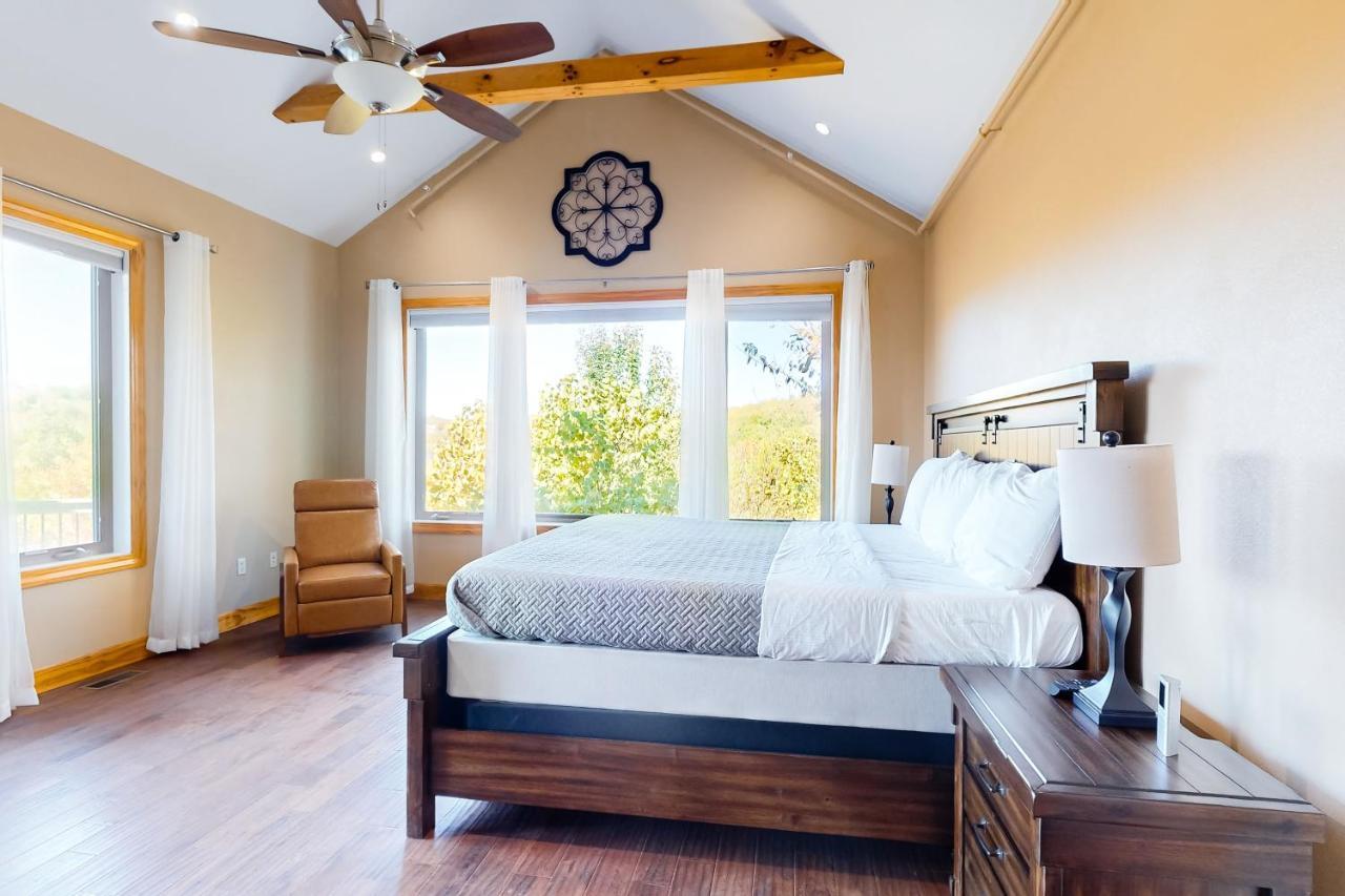 Treetop View Sanctuary Branson Luaran gambar