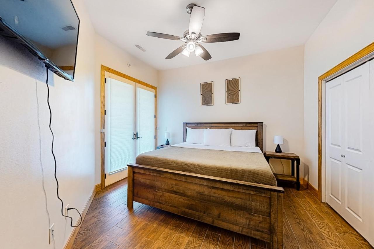 Treetop View Sanctuary Branson Luaran gambar
